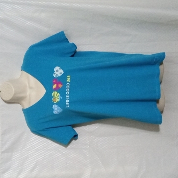 Life Is Good Womens M Blue Aqua 365 4 seasons Hearts SS TShirt - Picture 1 of 9